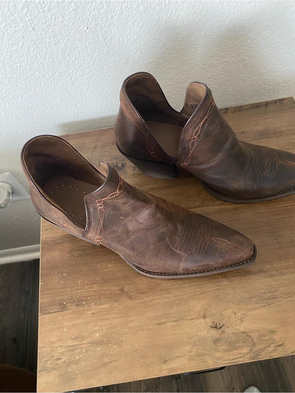 Womens leather slip on boots